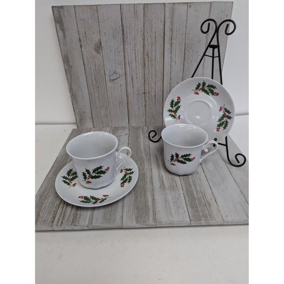 Apulum Porcelain Holly Berries Christmas Tree Tea Cup & Saucer Set of 2 - Picture 1 of 8